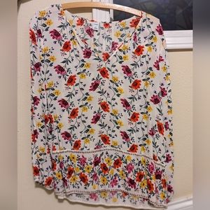 Old Navy Medium floral v-neck long sleeve top white multi color flowers